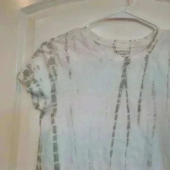 Athleta Women's White/Green Cotton Crew Neck Short Sleeve T-Shirt - Picture 5 of 8